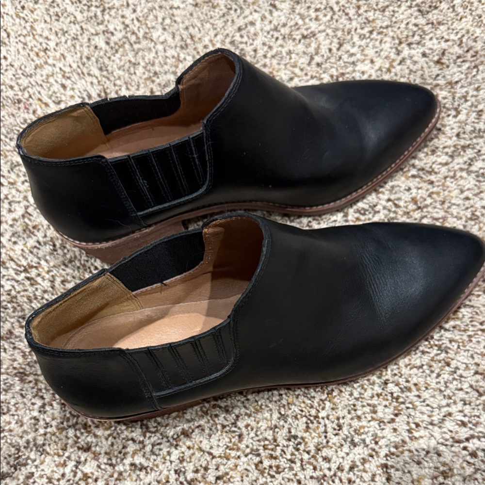 Madewell Black Leather Ankle Booties